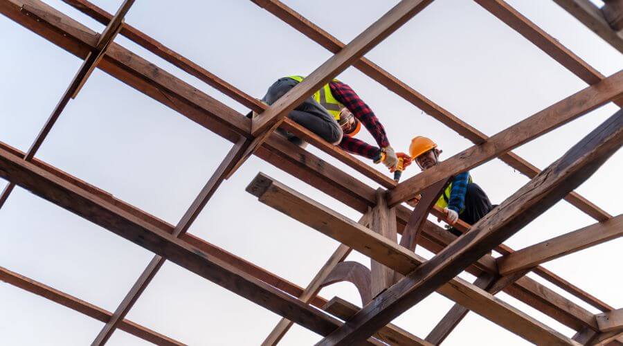 Expert new roof installation services in Keno, OR